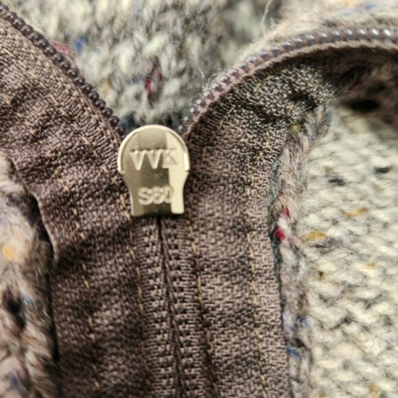 Inis Crafts Wool hooded Cardigan sweater size medium - Picture 7 of 11